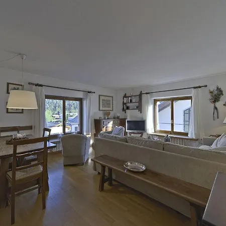 Chesa Centrum - Celerina Apartman *