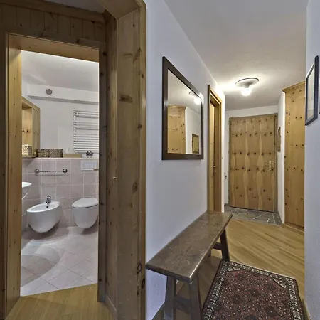 Chesa Centrum - Celerina ツェエリーナ